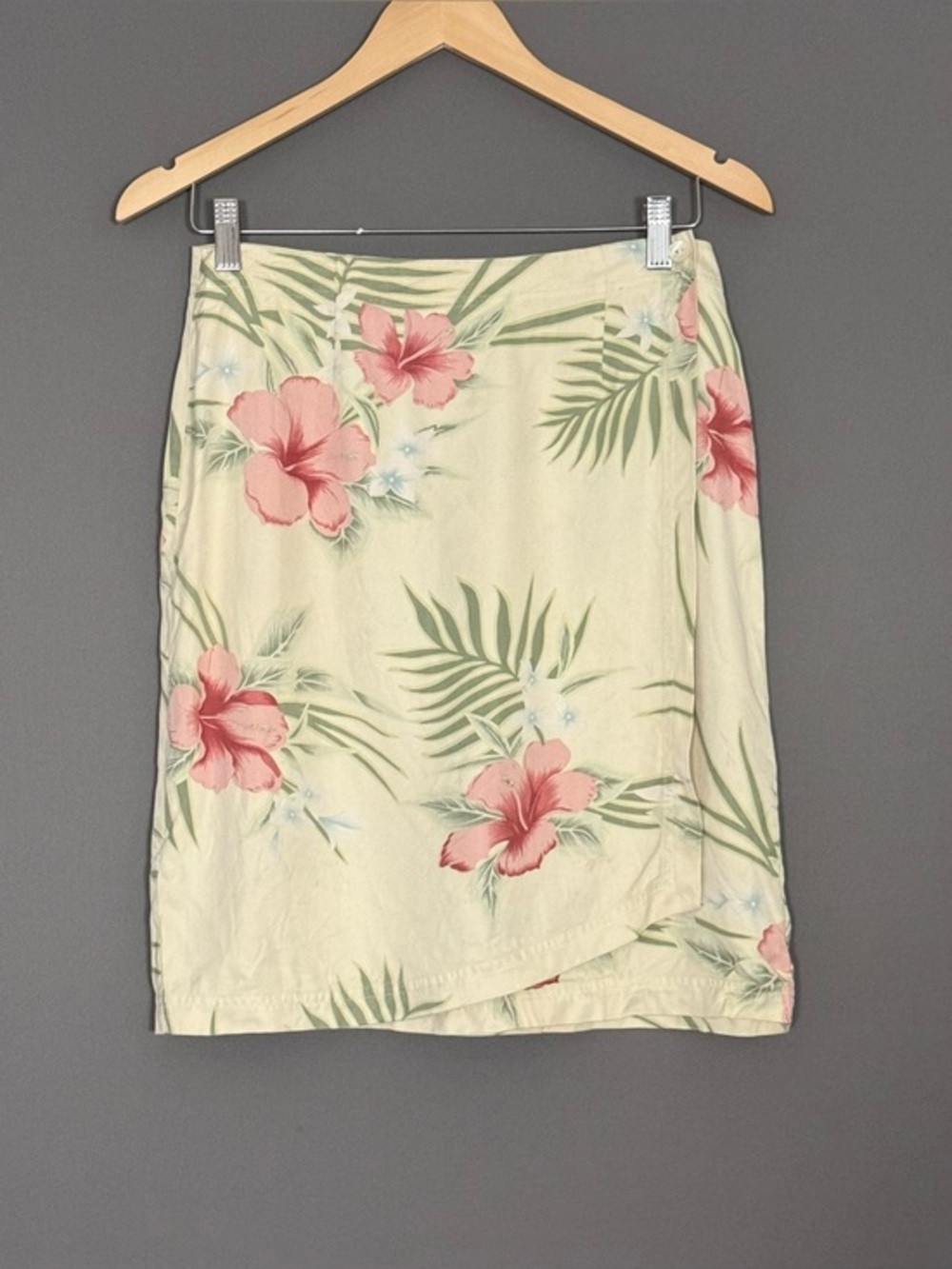 vtg Y2K Tommy Bahama 100% Silk Tropical Hibiscus Wrap Skirt 8 Resortwear